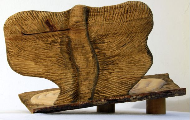 Skulptur von W.R. Hell "Erdgeheimnis"